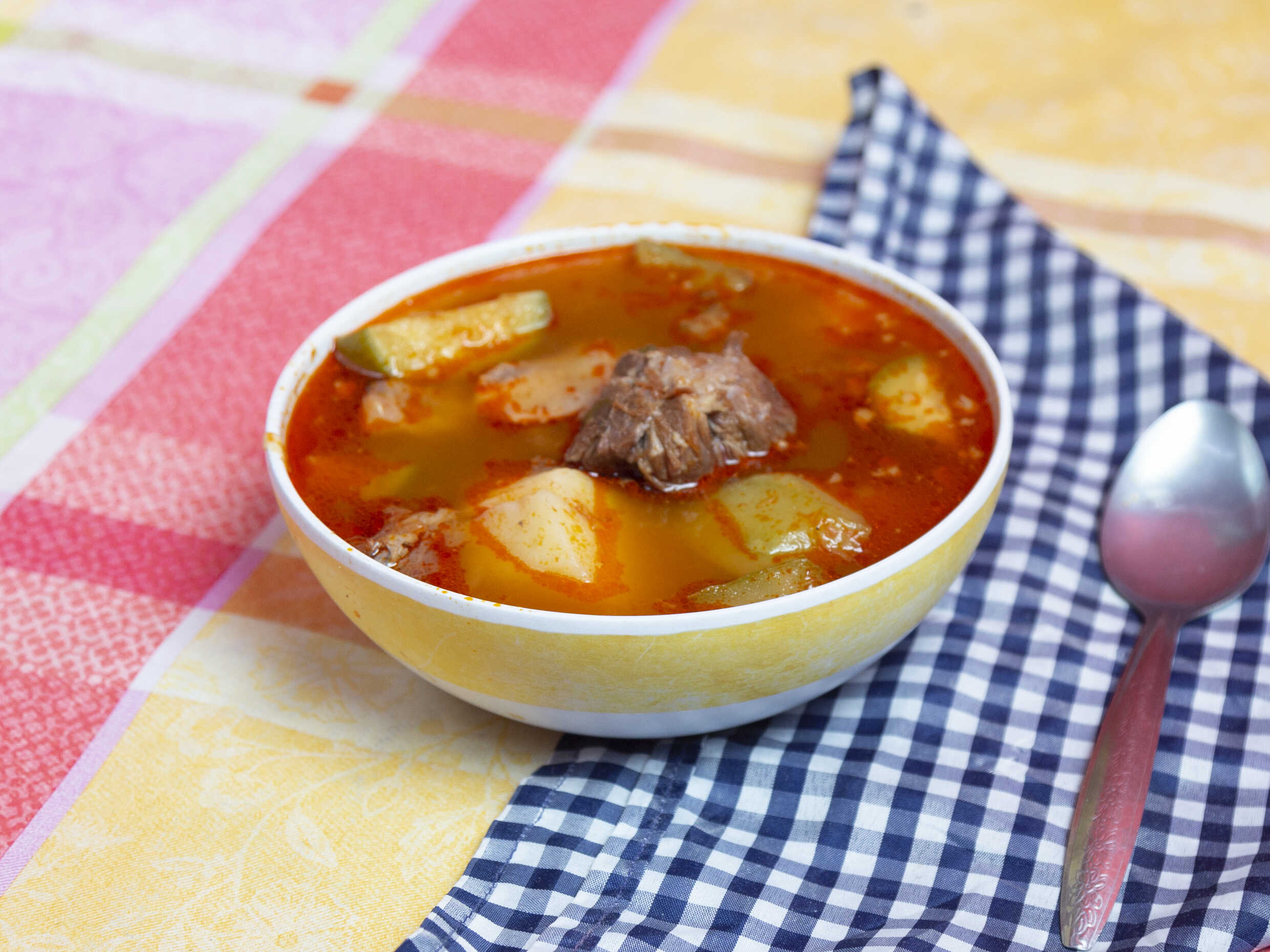Caldo de Res