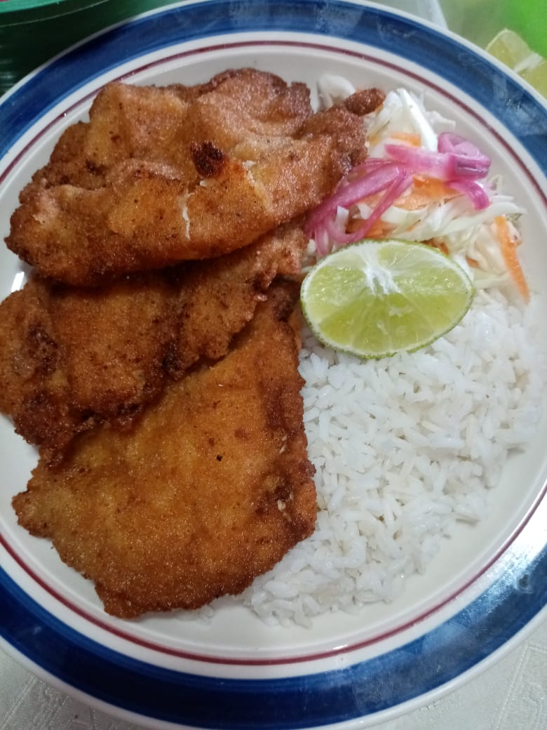 1/2 Pechuga Empanizada