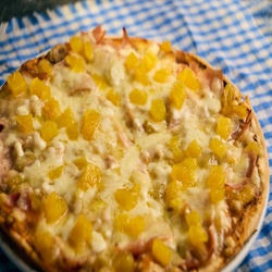 Pizza Hawaiana