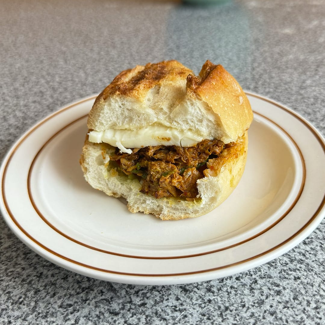 Torta de Cochinita Pibil