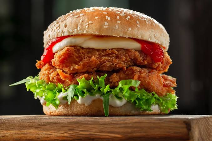 Hamburguesa de Pollo Empanizado
