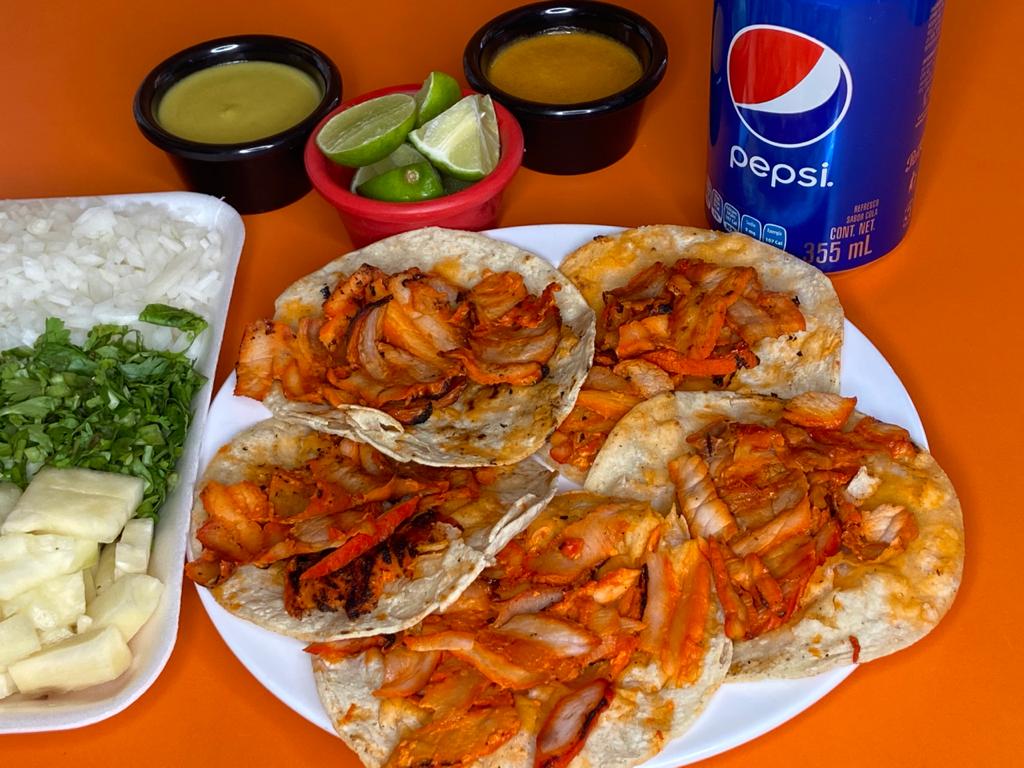 Taco de Pastor con Queso
