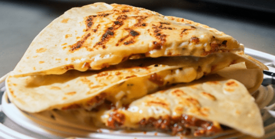 Quesadilla con Queso Manchego y Chorizo