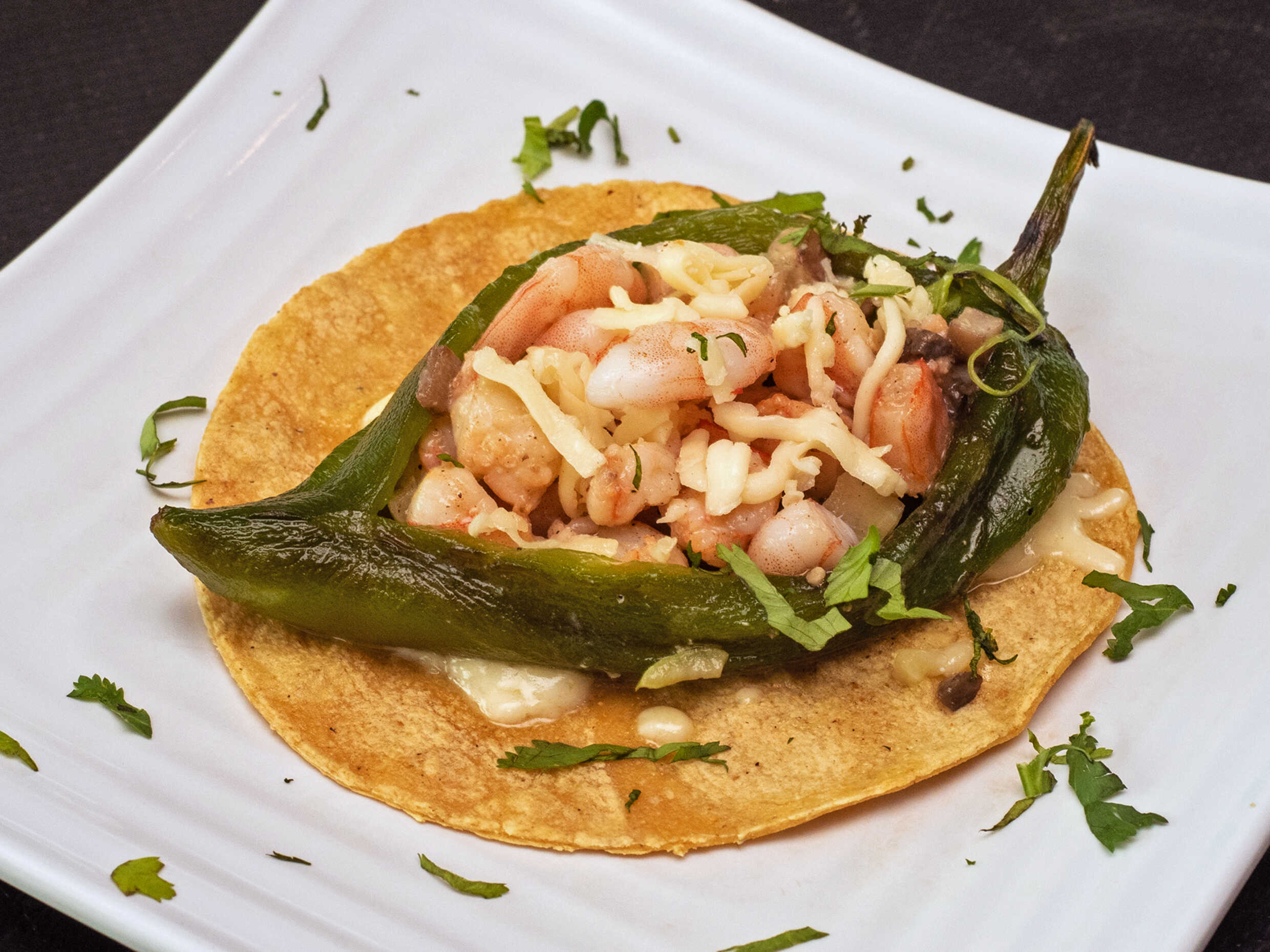Taco de Chilaca de Camarón