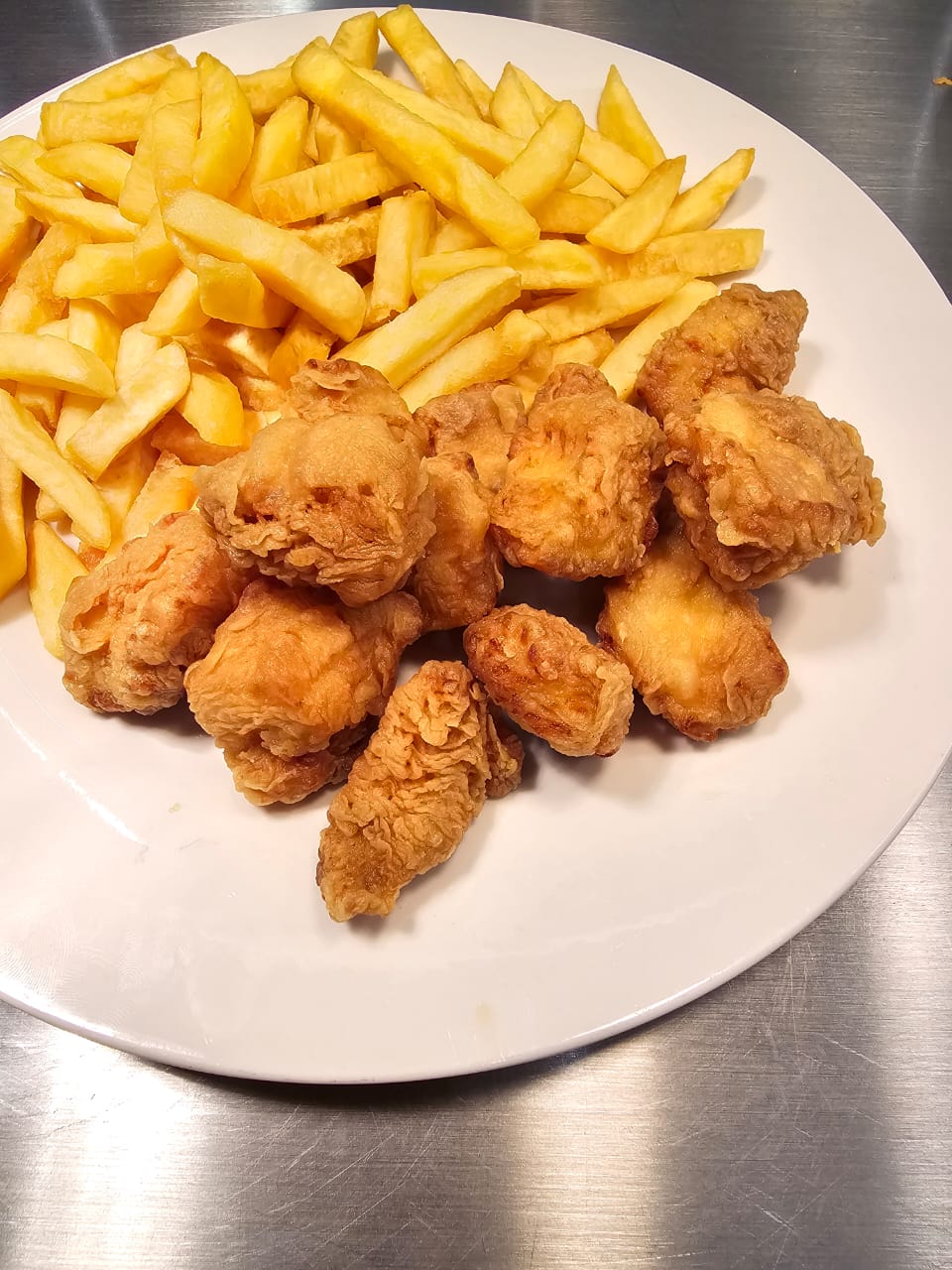 Nuggets con Papas