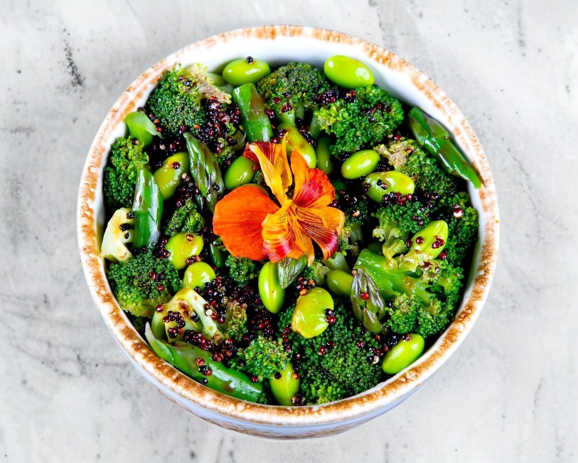 ENSALADA BRÓCOLI & ESPÁRRAGO