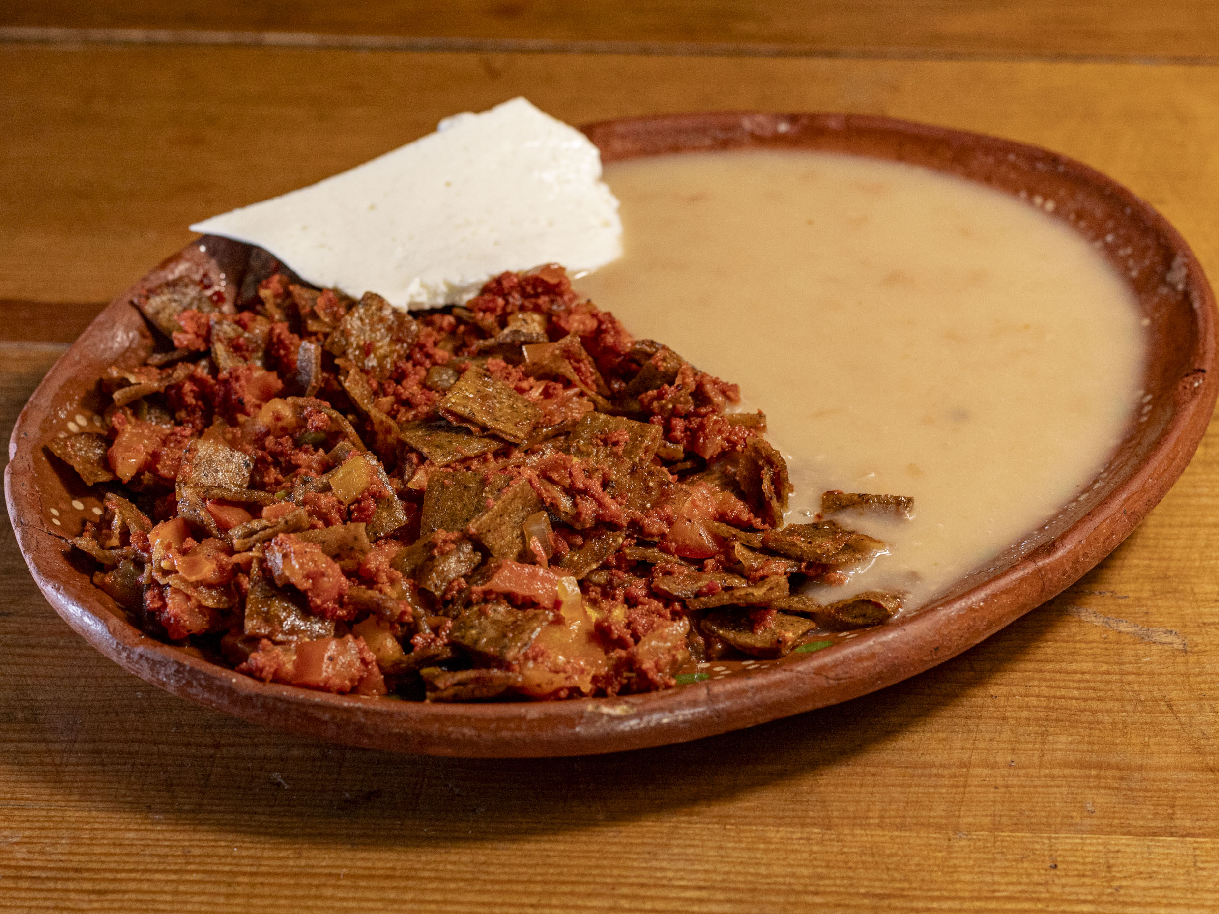 Chorizo con Sopitas