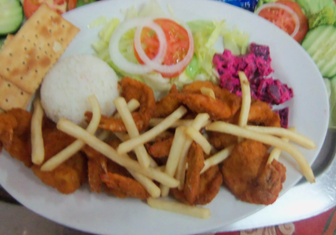 Filete Empanizado con Camarones