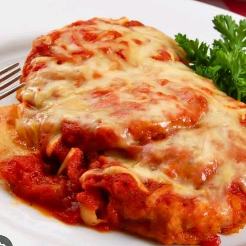 Acompanha; Arroz, Feijão e Farofa