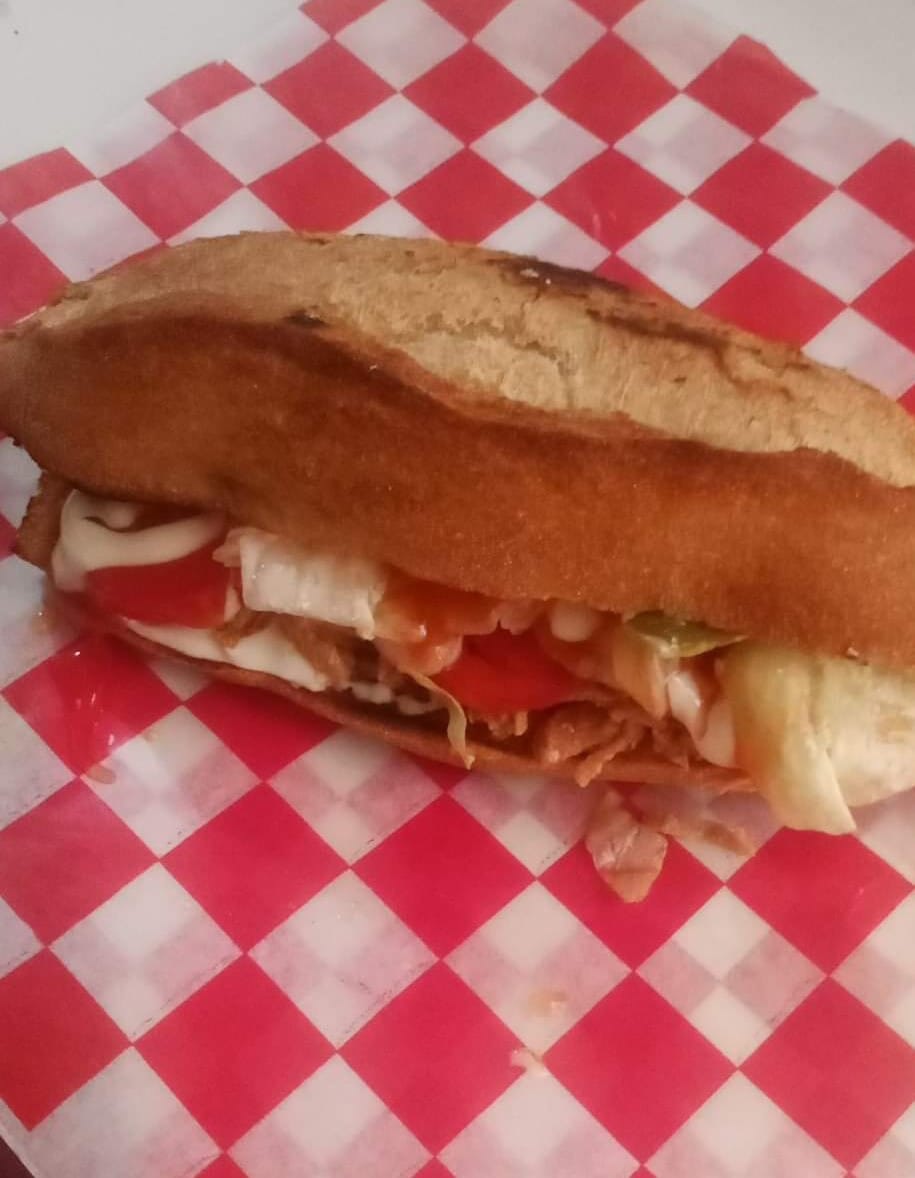 Combo Lonche de Pierna + Agua Fresca