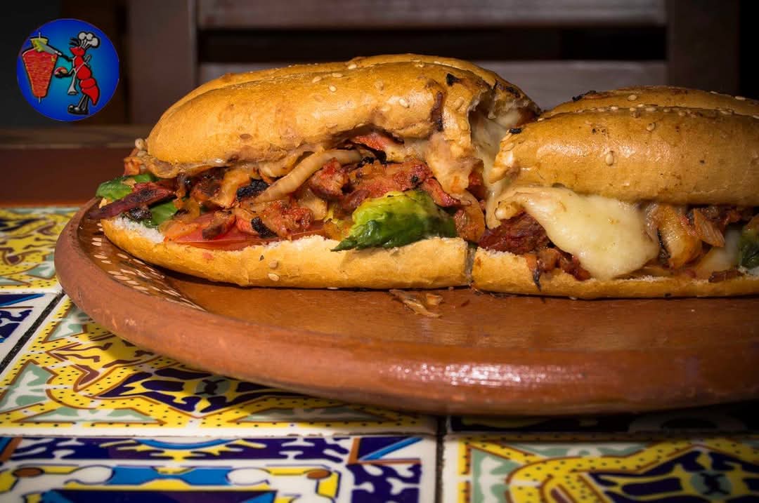 Torta Pollo o Milanesa o Pastor
