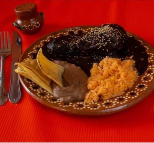 Pollo con Mole