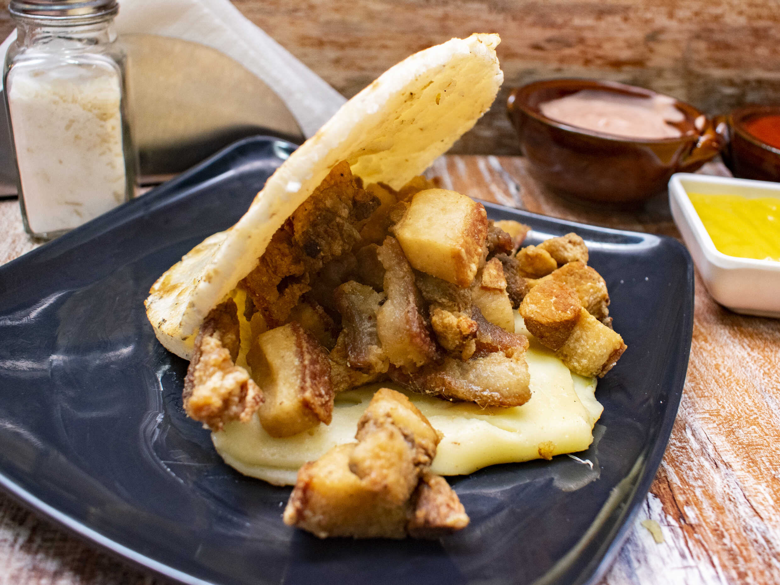 Arepa Chicharrona