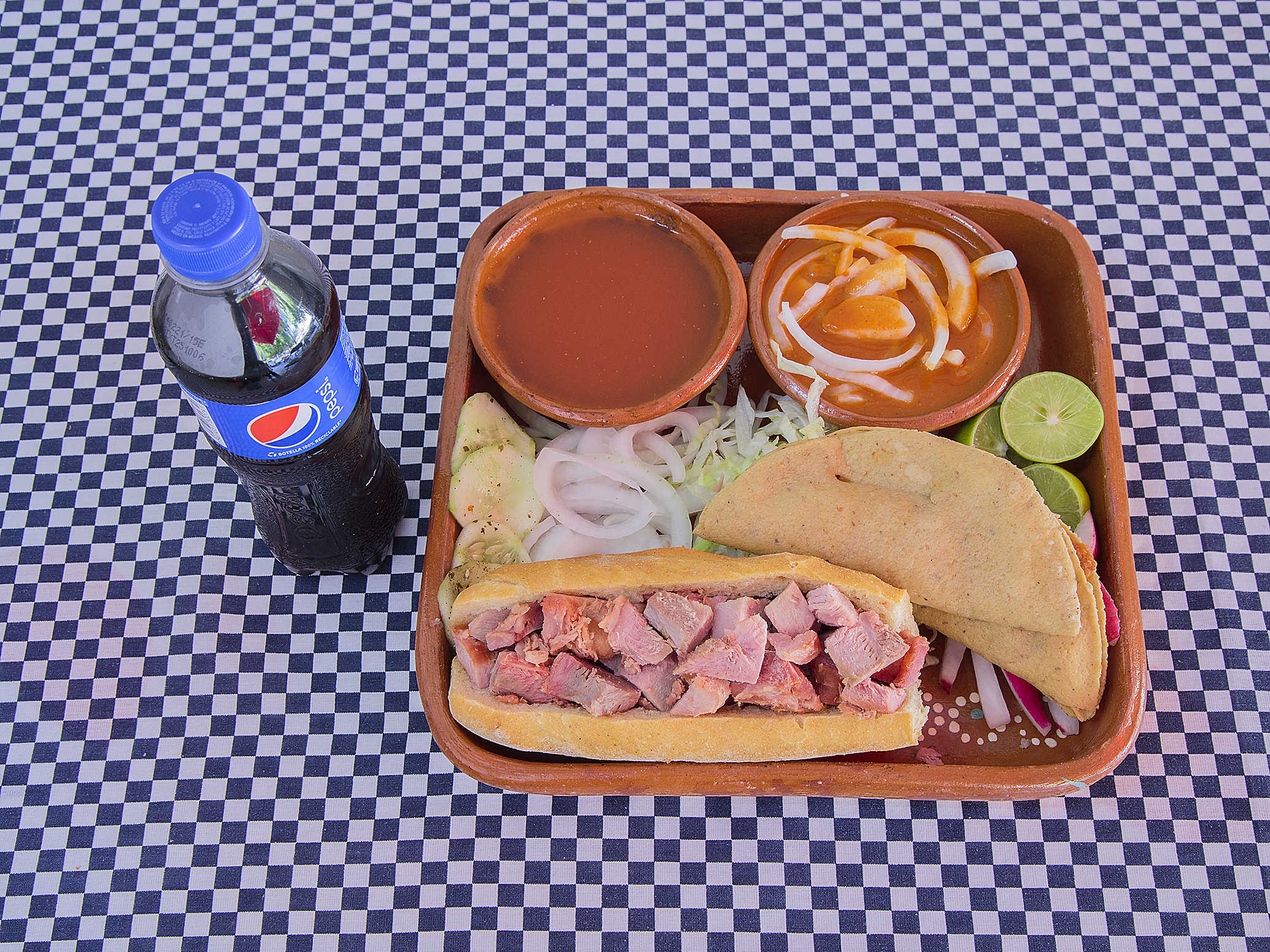 Paquete 1 torta + 2 tacos + bebida