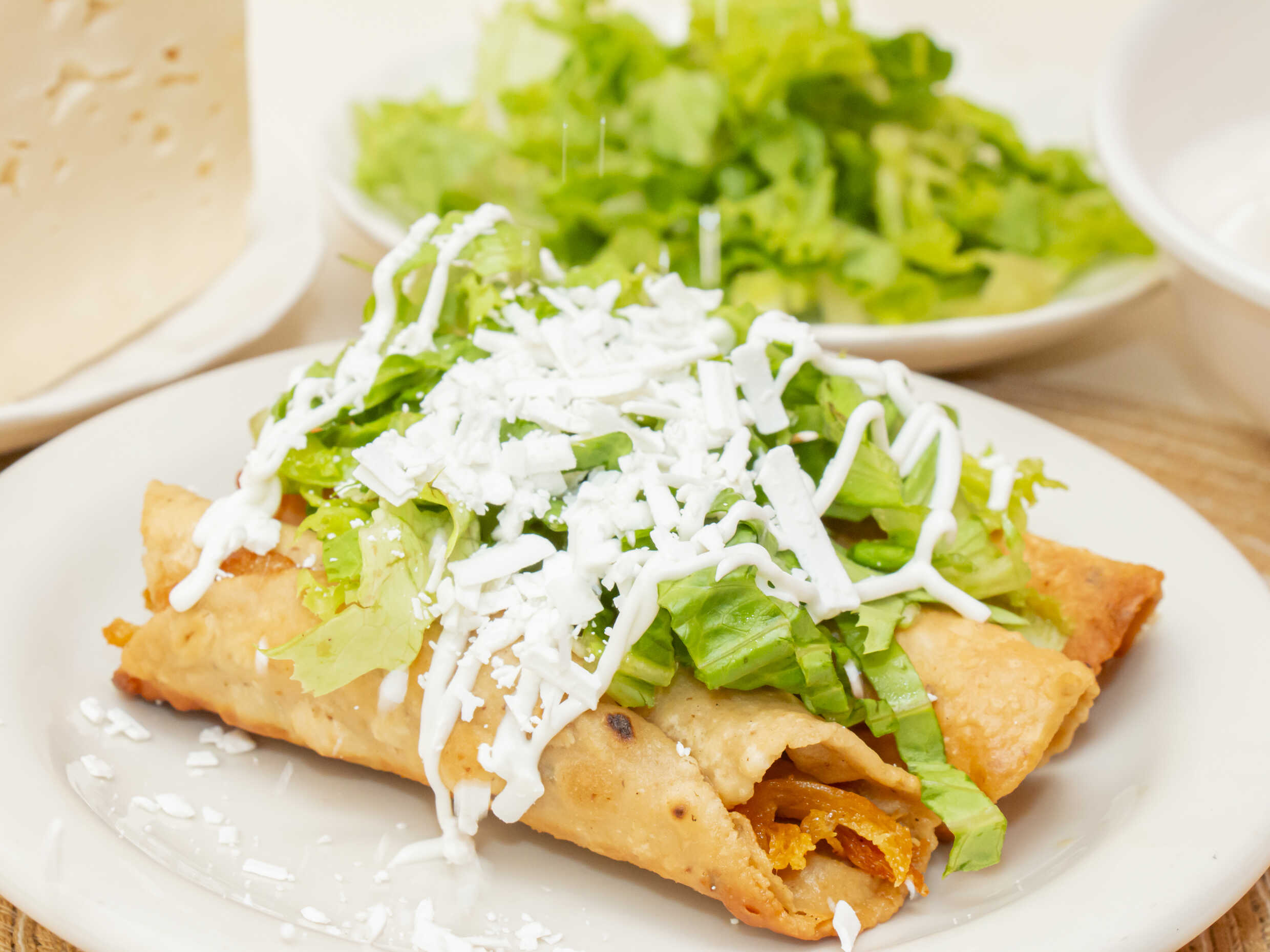 Tacos Dorados de Pollo