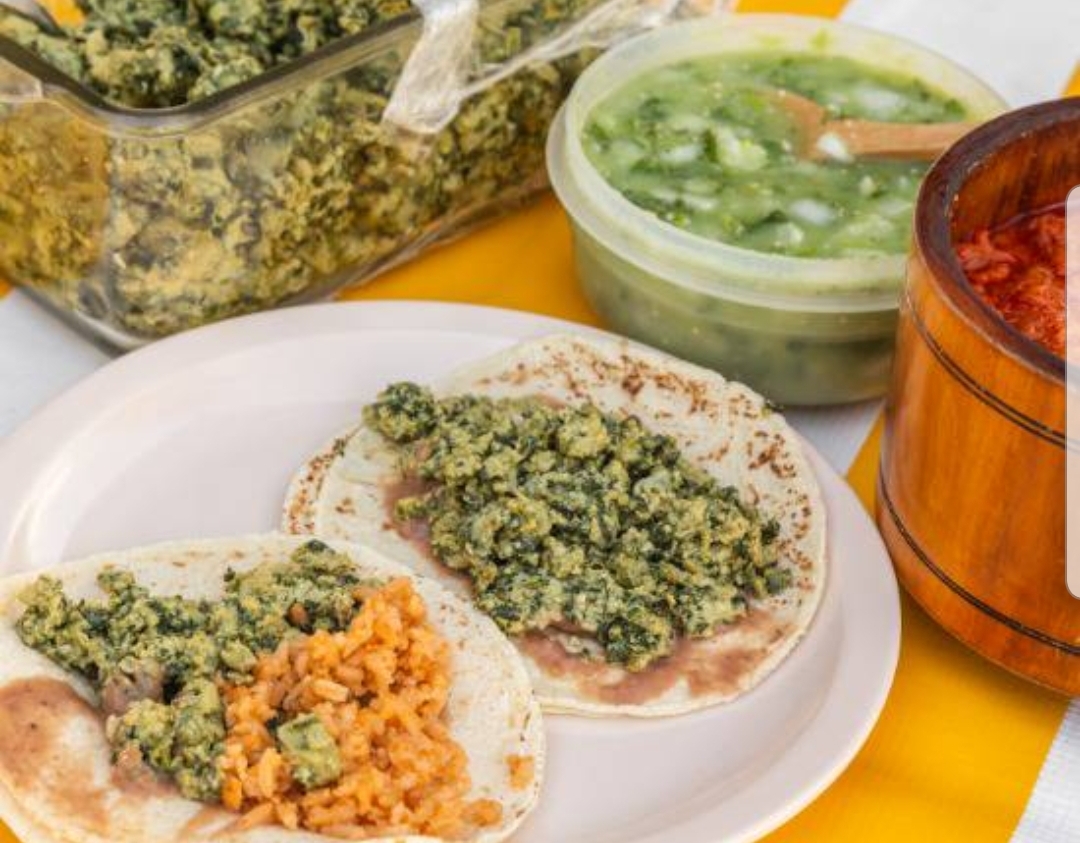 TACO DE CHAYA CON HUEVO