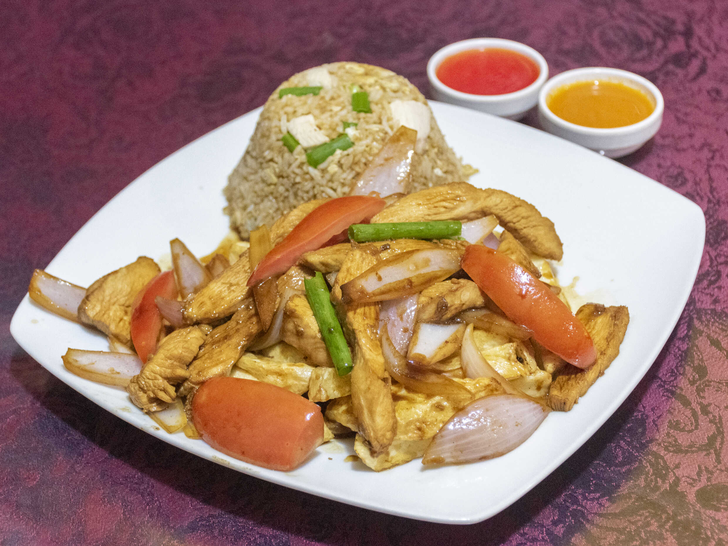 Pollo Saltado