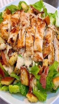 Ensalada Mixta con Pollo Asado