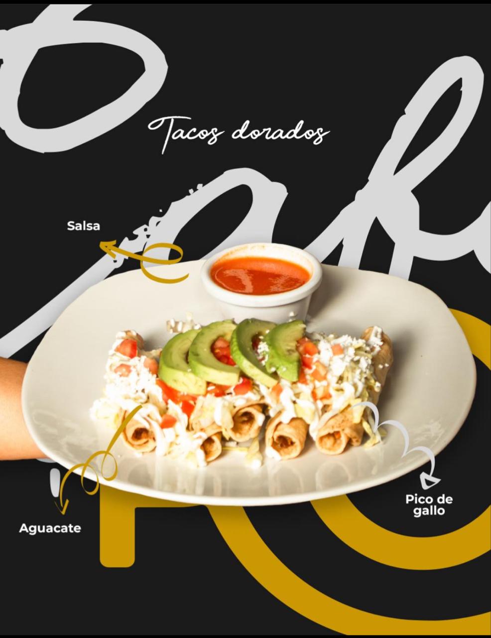 Taquitos dorados con pollo
