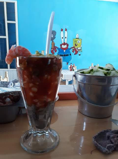 Combo Coctel Mediano Camarón + Coca
