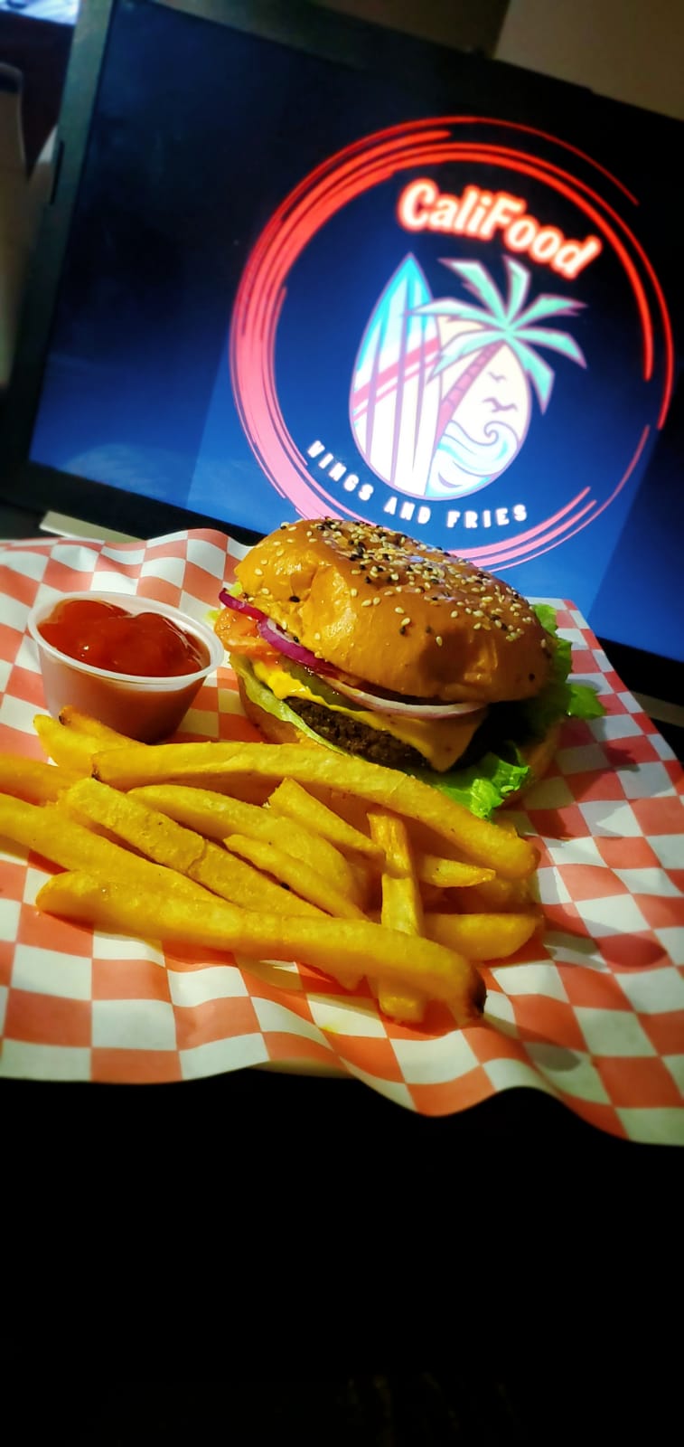 Classic Burger!! 🍔🍟