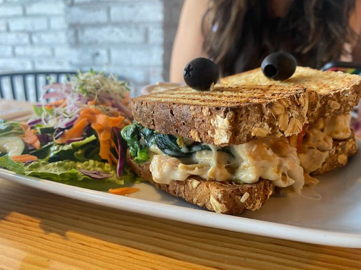 Panini Pollo y Pesto