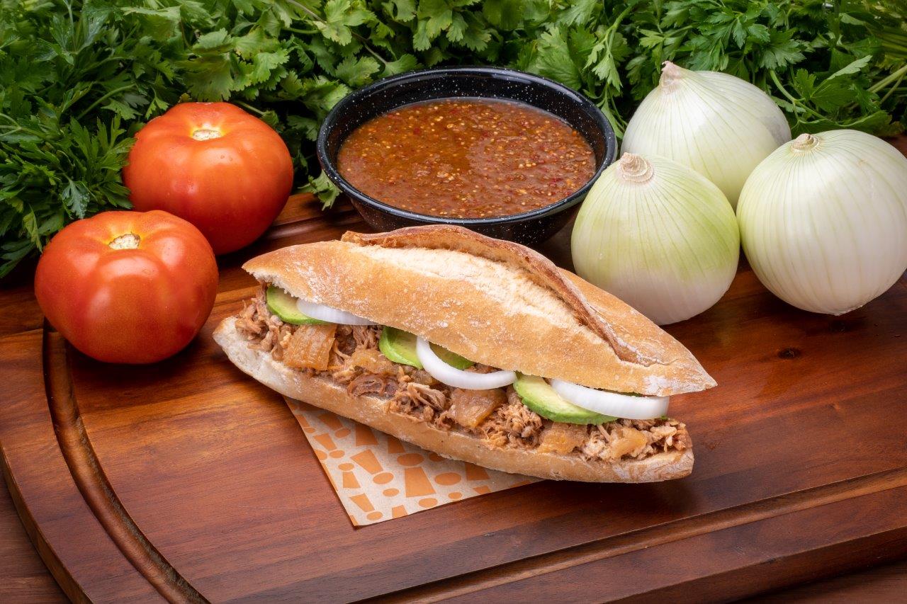 Lonche de Cochinita Pibil