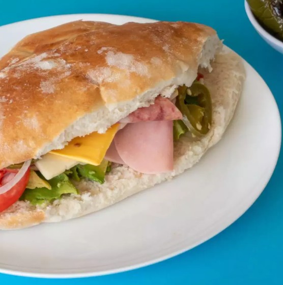 Lonche Mortadela