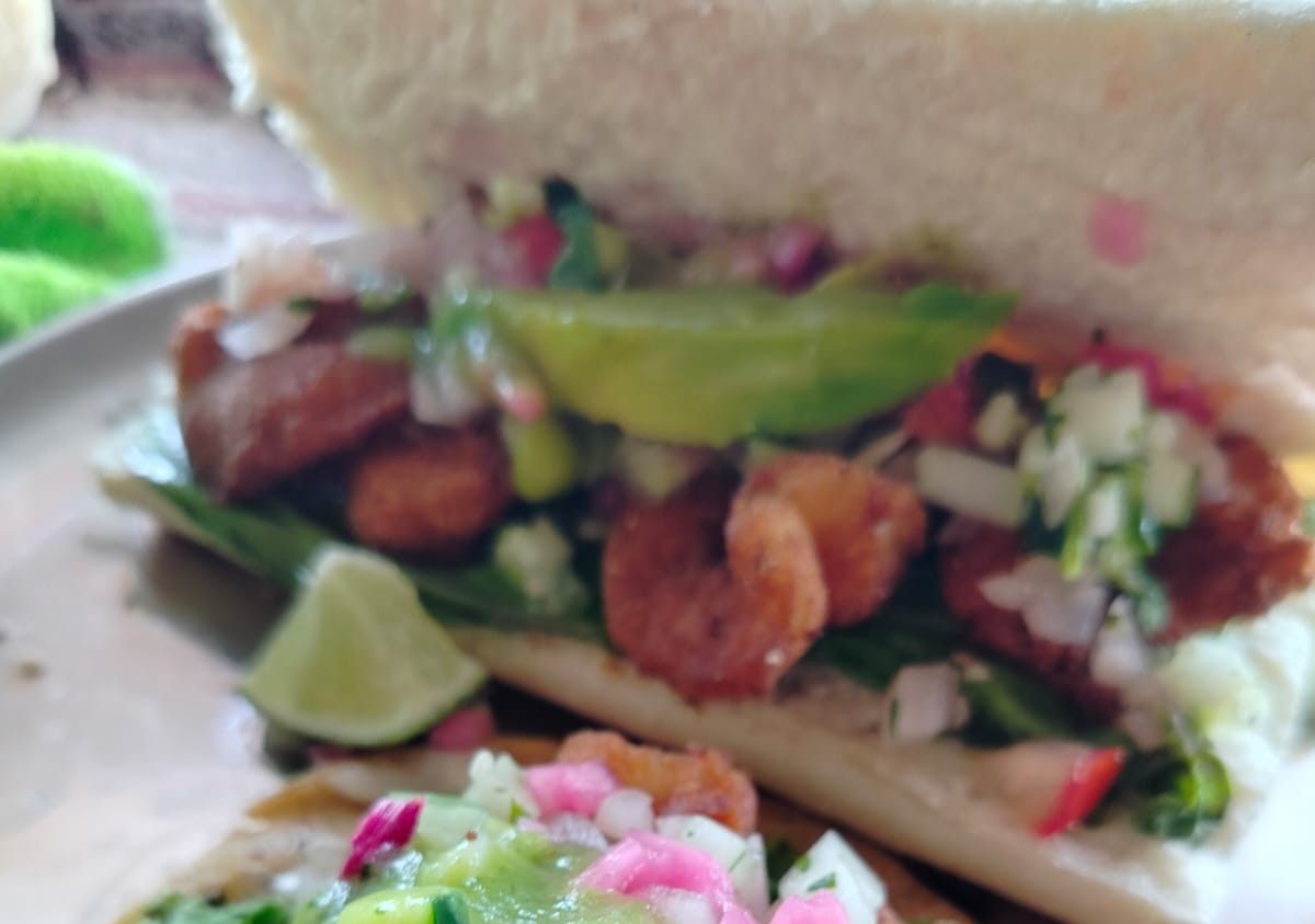 Torta de Camaron Empanizado