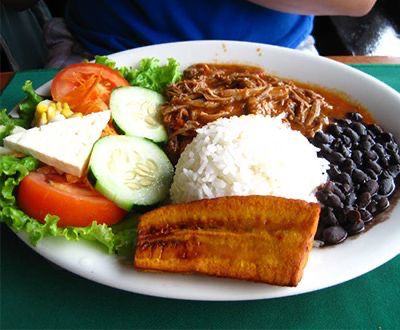 Casado de Carne en Salsa