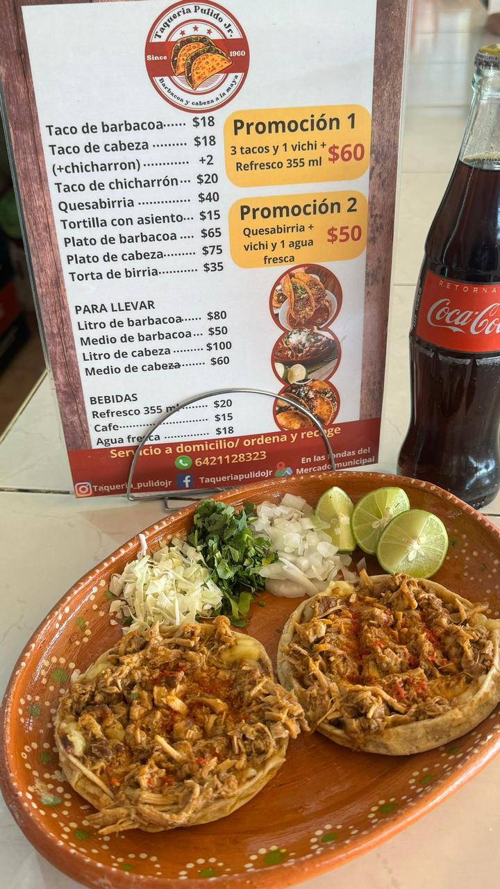 3 Gorditas + Agua Fresca