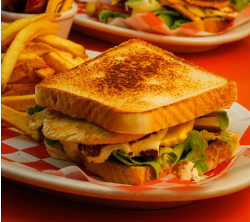 Sándwich Clásico