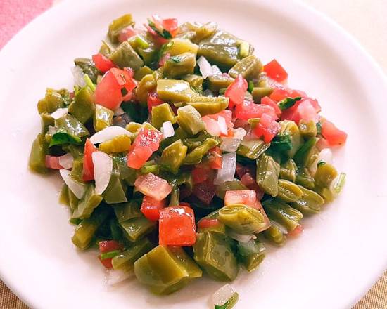 Ensalada de Nopales