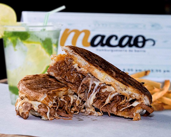 Cubano sandwich