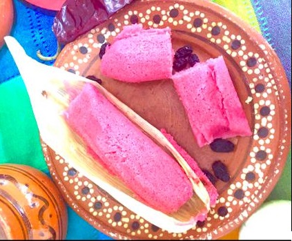 Tamal de Fresa con Pasas