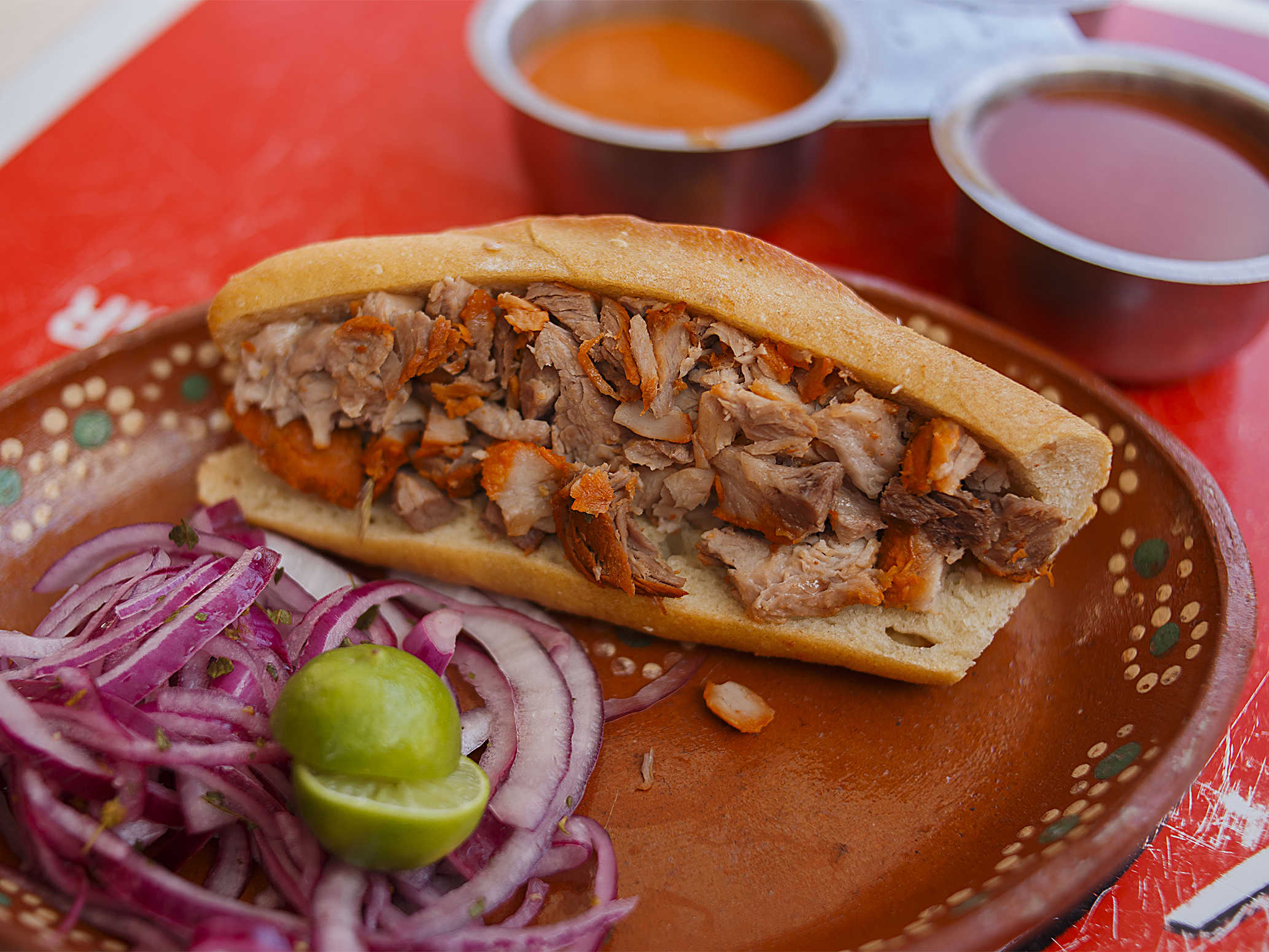 Torta Mini de Carnitas
