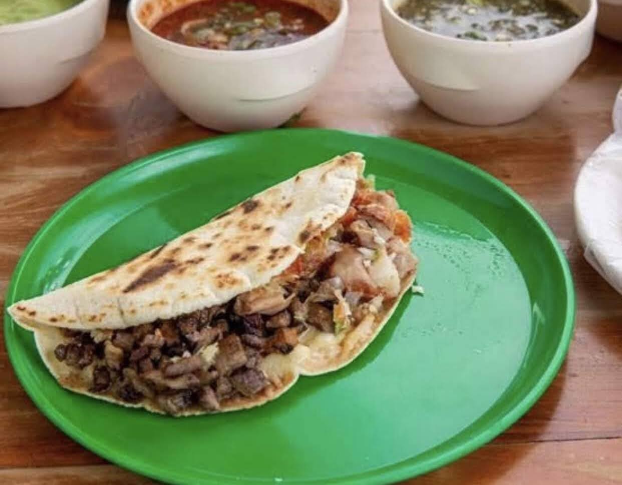Quesataco de Maíz de Asada