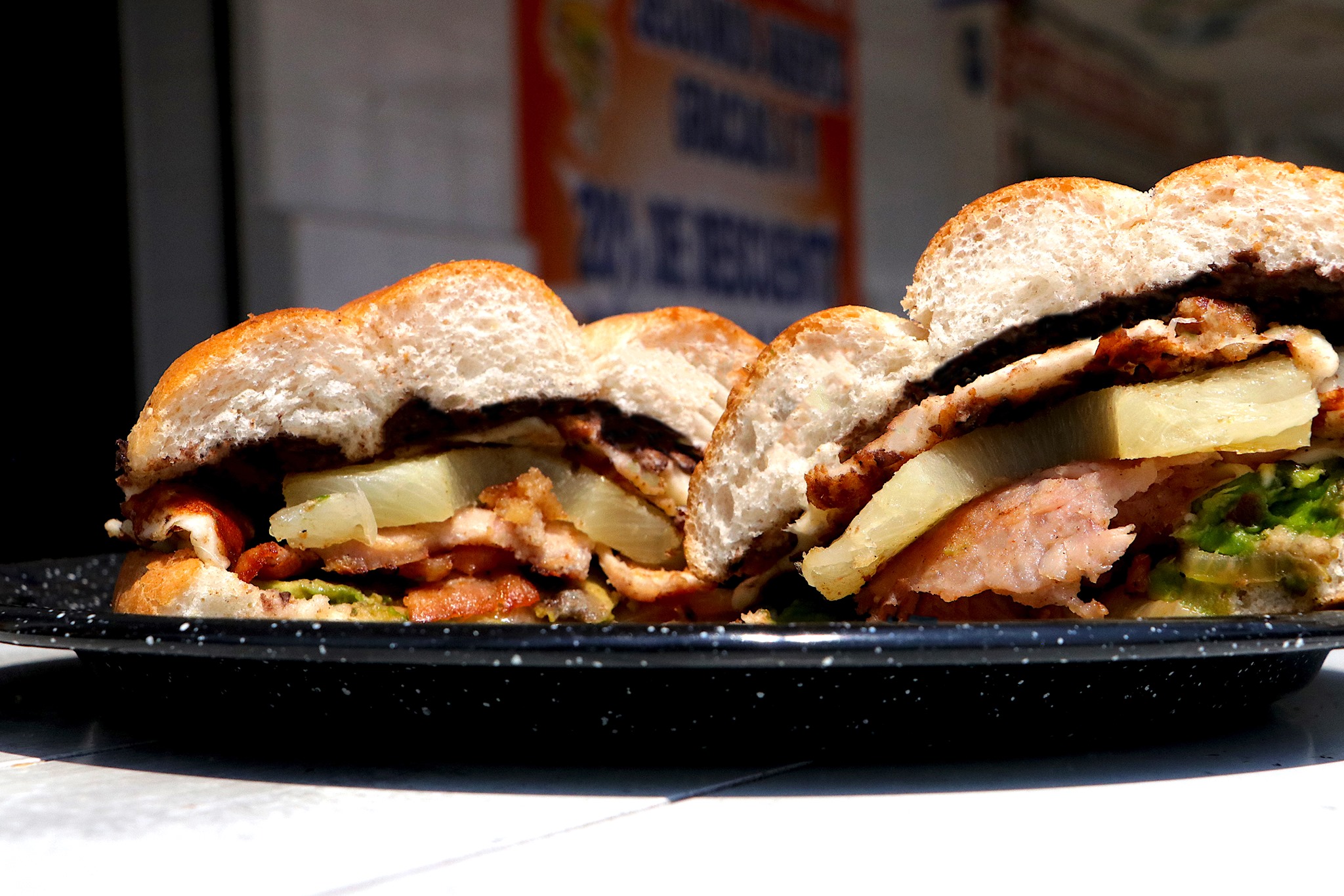 1 Torta Santo Domingo + 1 Refresco sabor