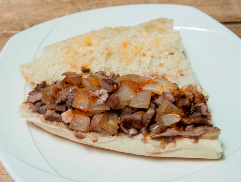 Torta de Asado con Queso -