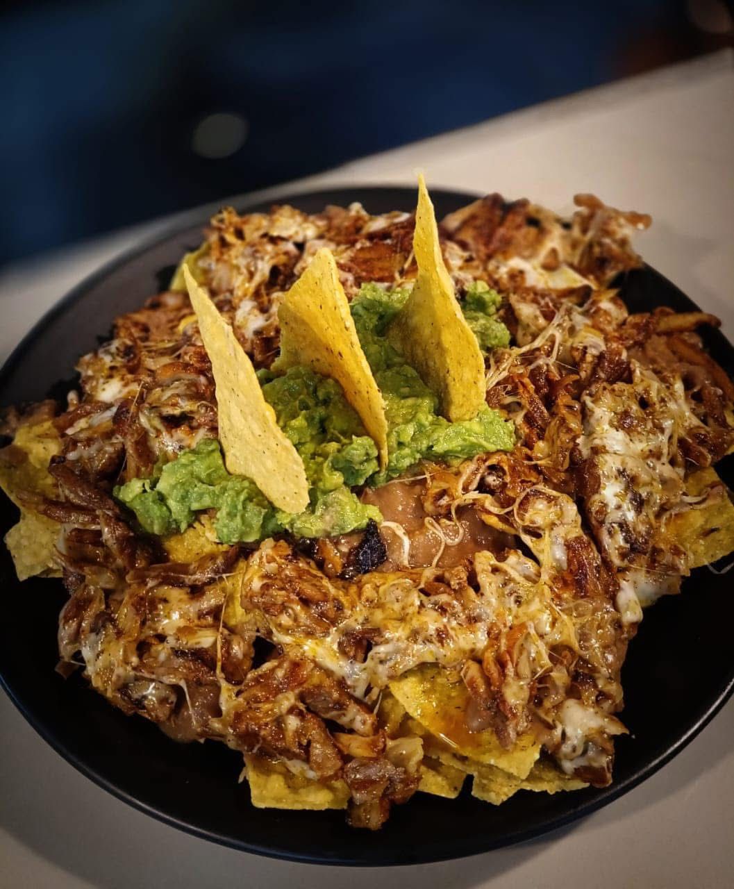 Mega Nachos (Sirloin, Chuleta o Pastor)