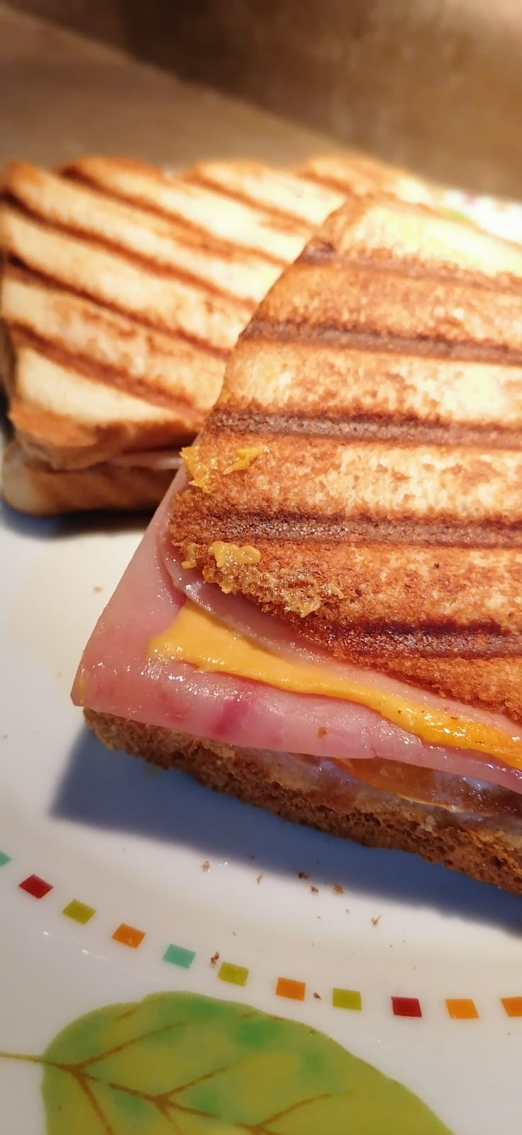Club Sandwich con Papas Francesa