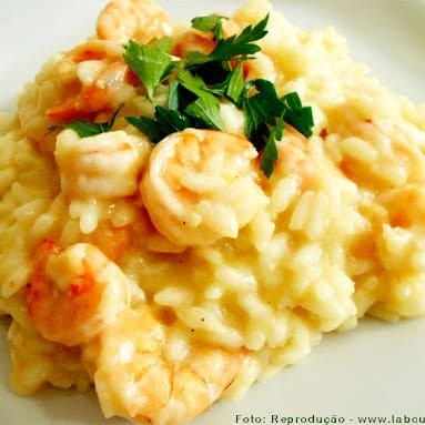 Todos os nosso risotos são elaborados com caldo de legumes feito na casa e fiarroz arborio finalizado com pamesão e mussarela(aproximadamente 600 grama)