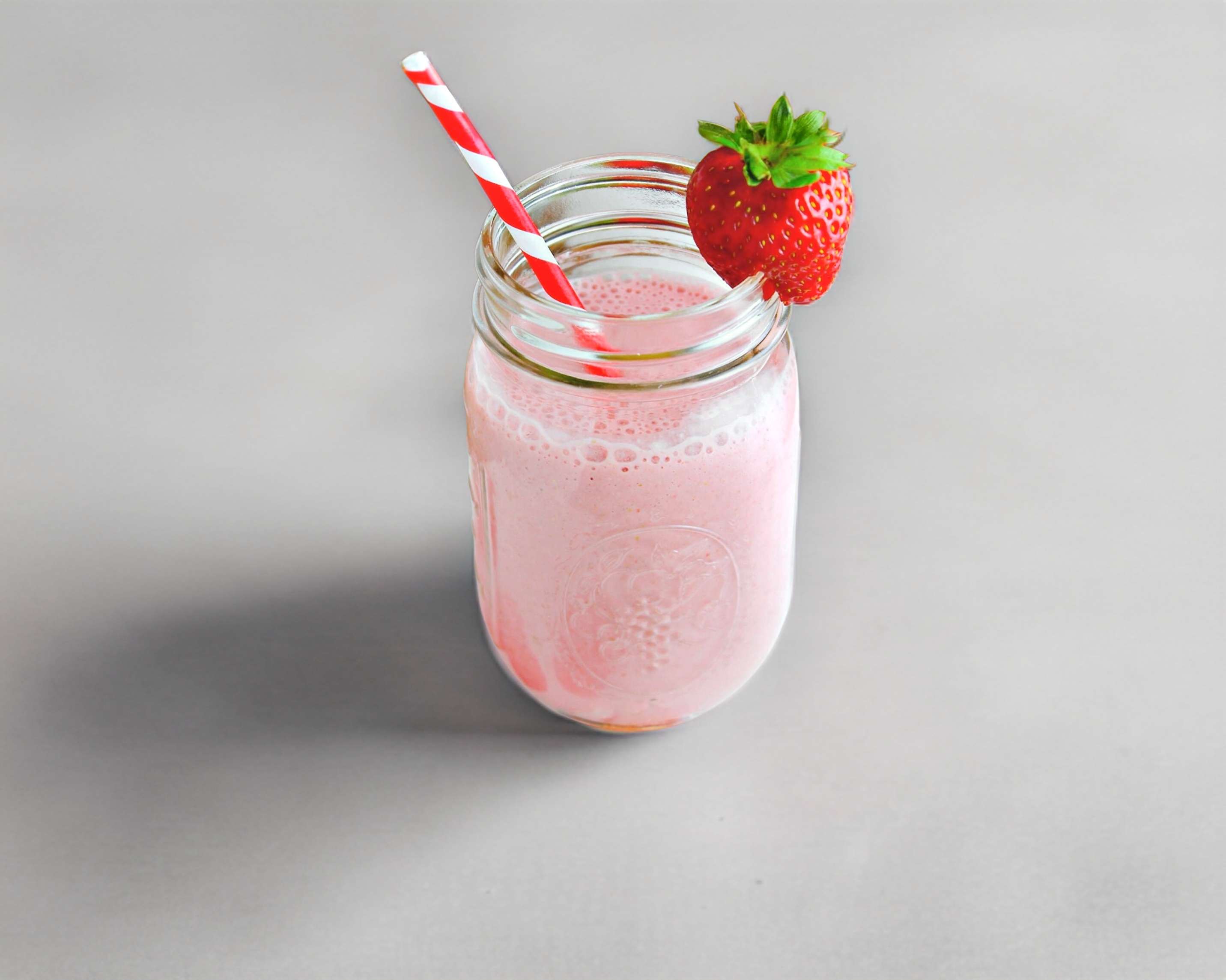 LICUADO DE FRESA 16 Oz