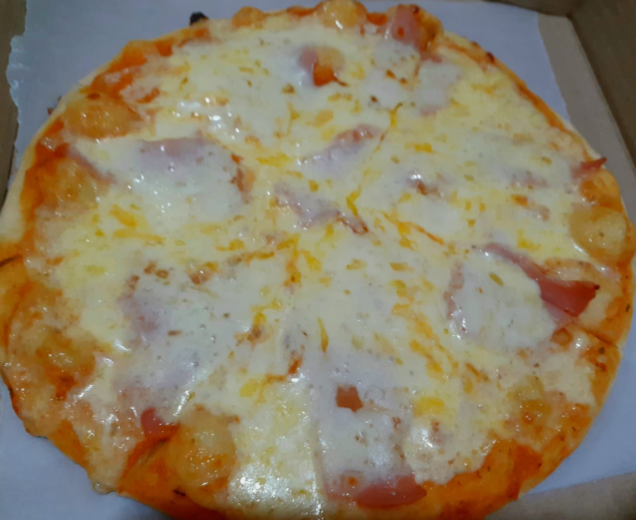Pizza Mediana + Gaseosa 1 L