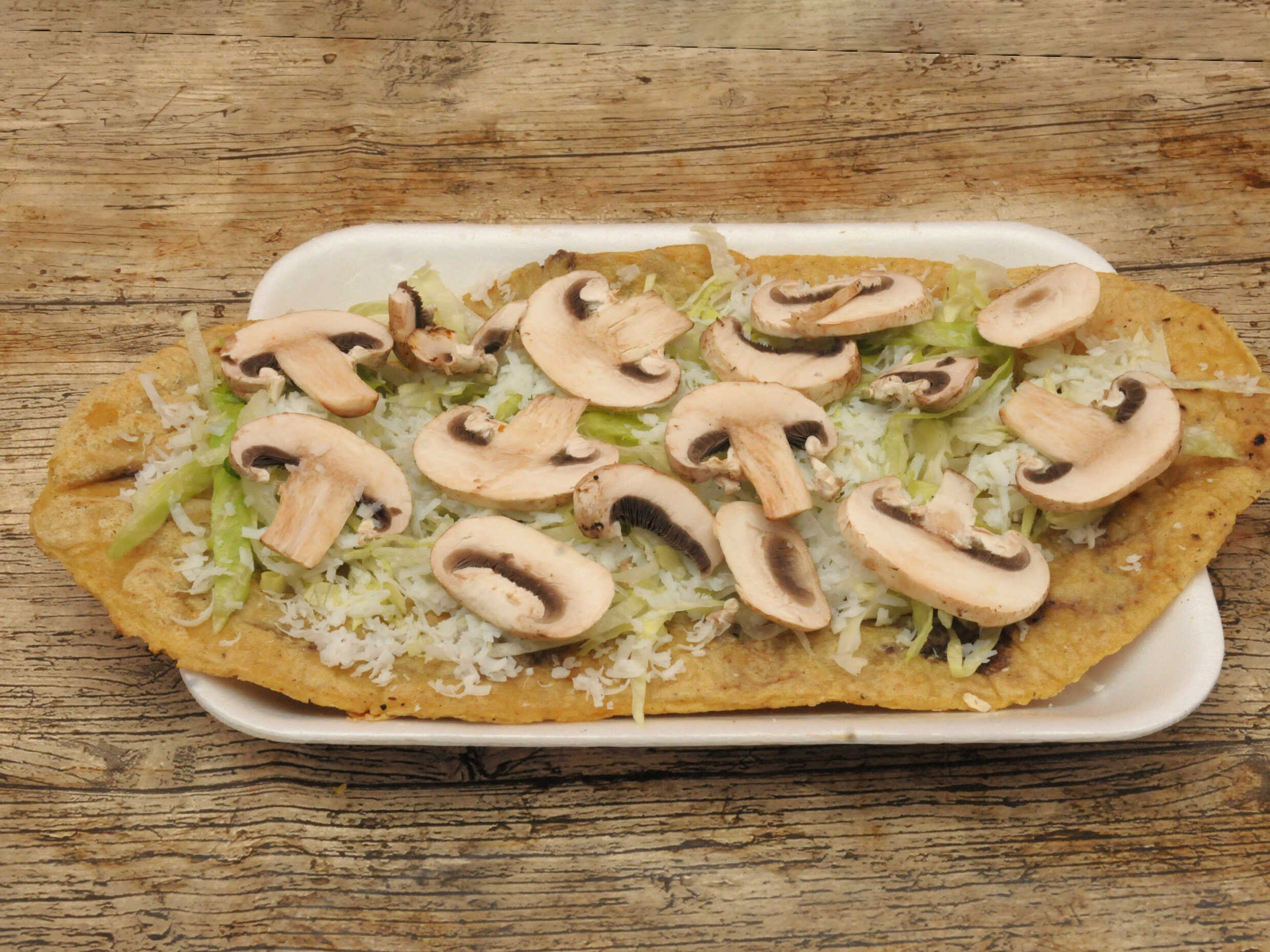 Huarache de Hongos