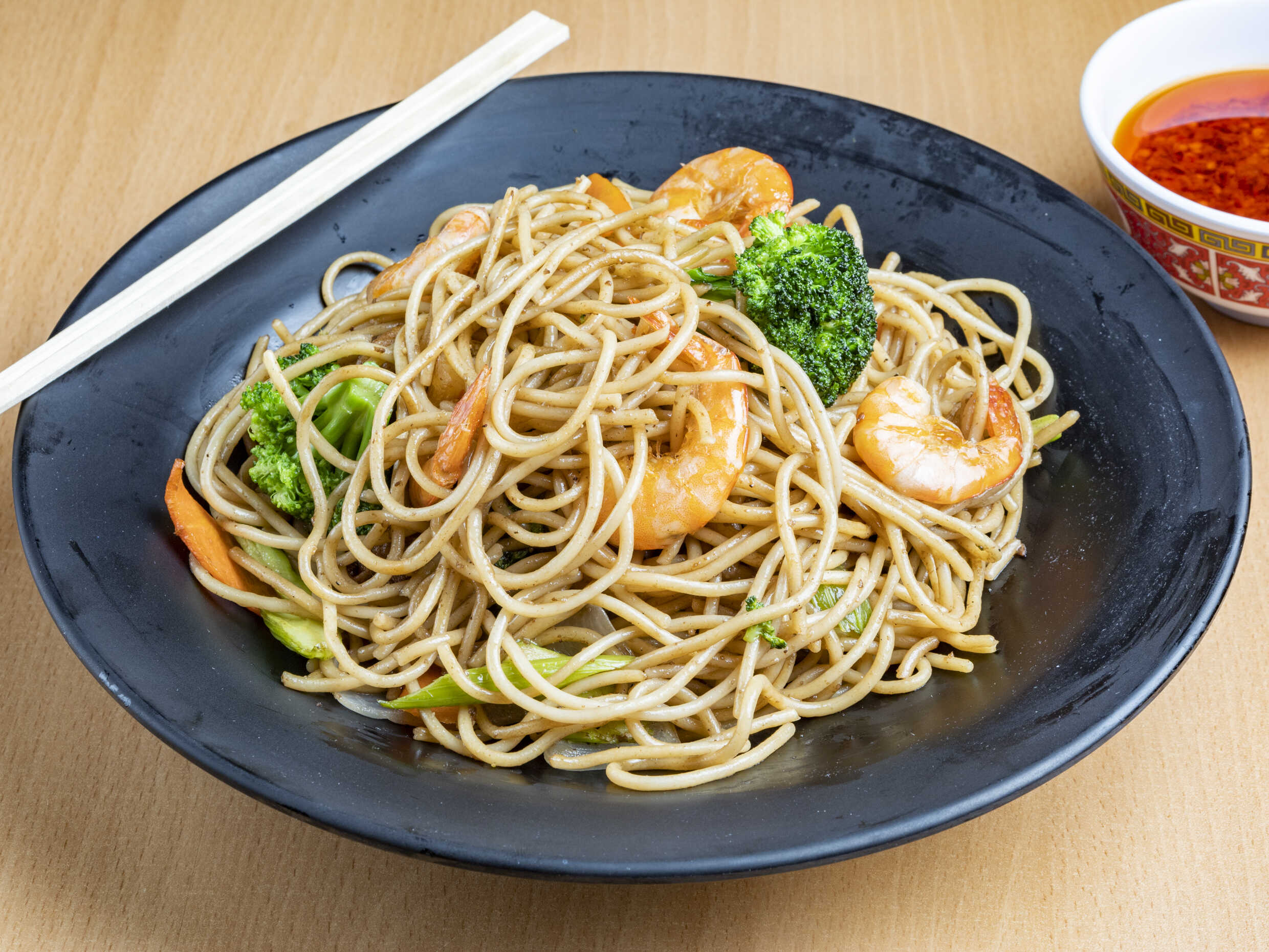 1/2 Tallarines Con Camaron y Vegetales
