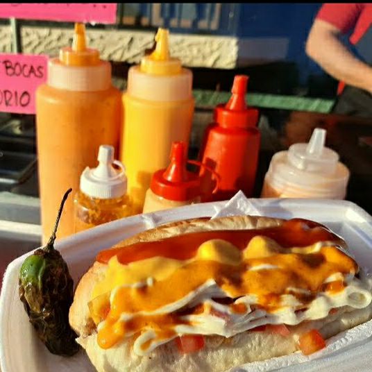 Hot Dog Salchicha con Papas Francesas