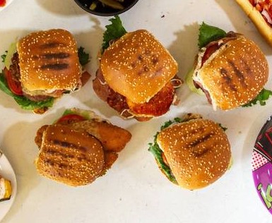 Burger Arrachera, Pierna, Piña
