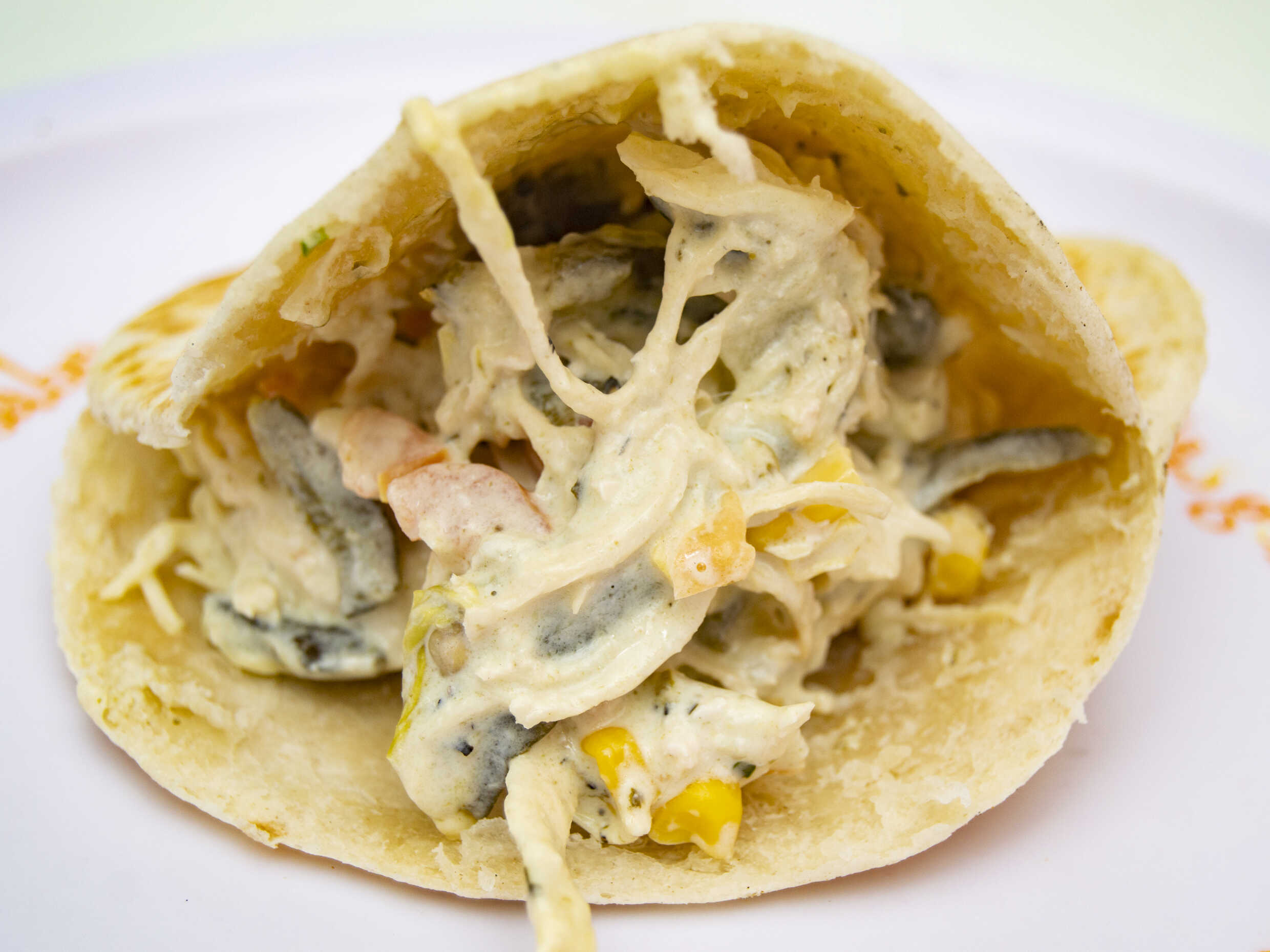 Gordita de Pollo con Crema