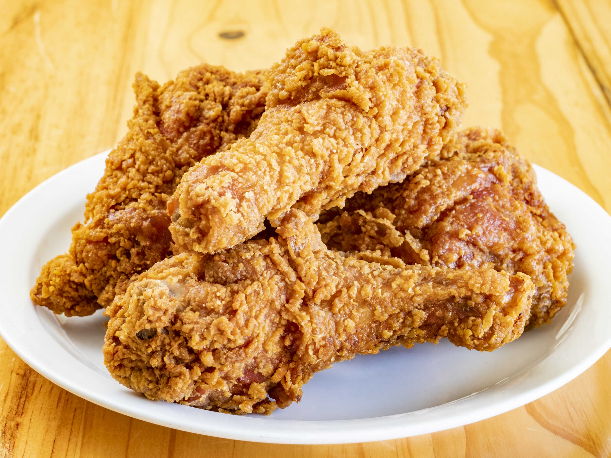 4  Piezas de Pollo Frito Cadera y Muslo